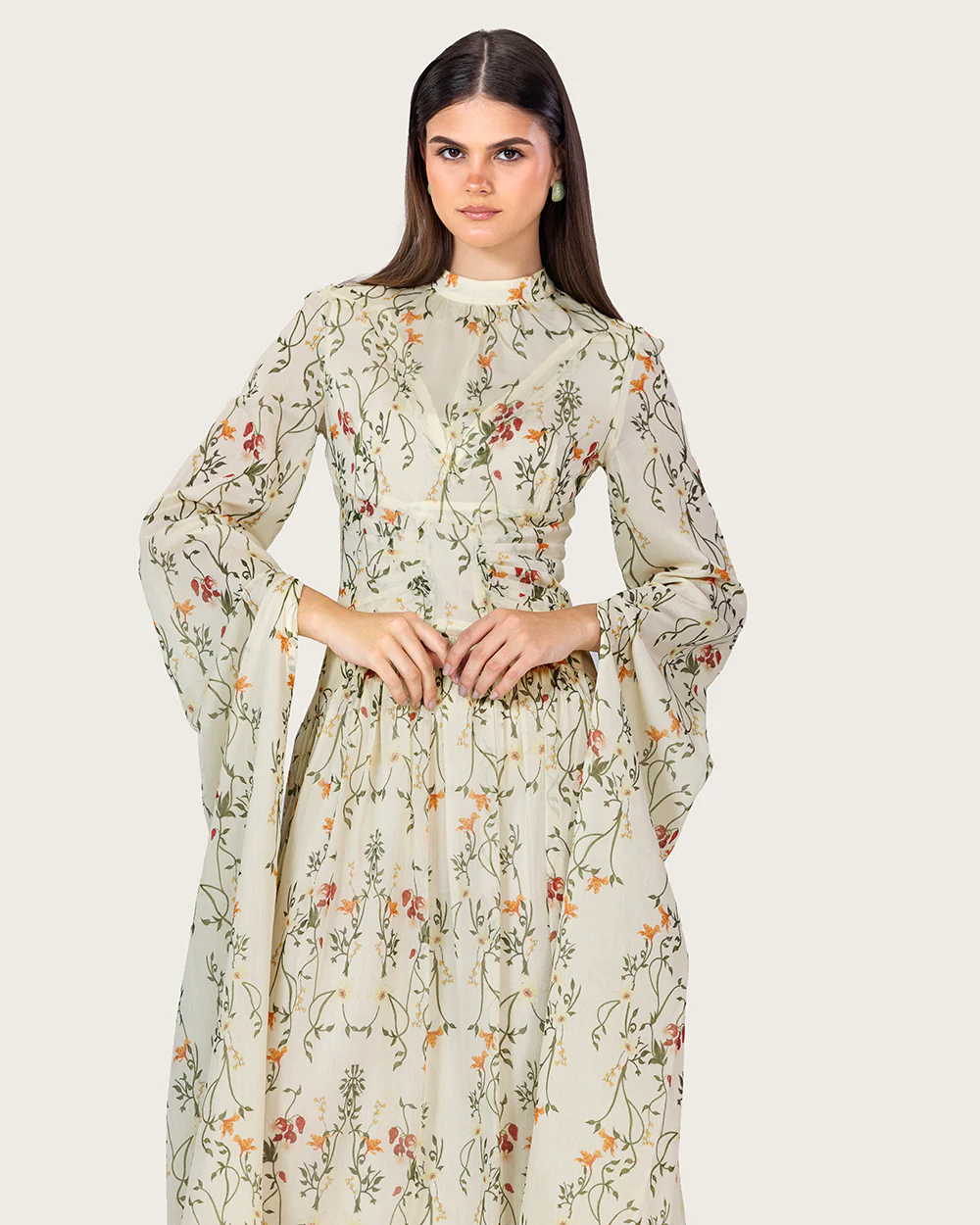 فستان عاجي بنقشة زهرية وأكمام منسدلة - Image 6