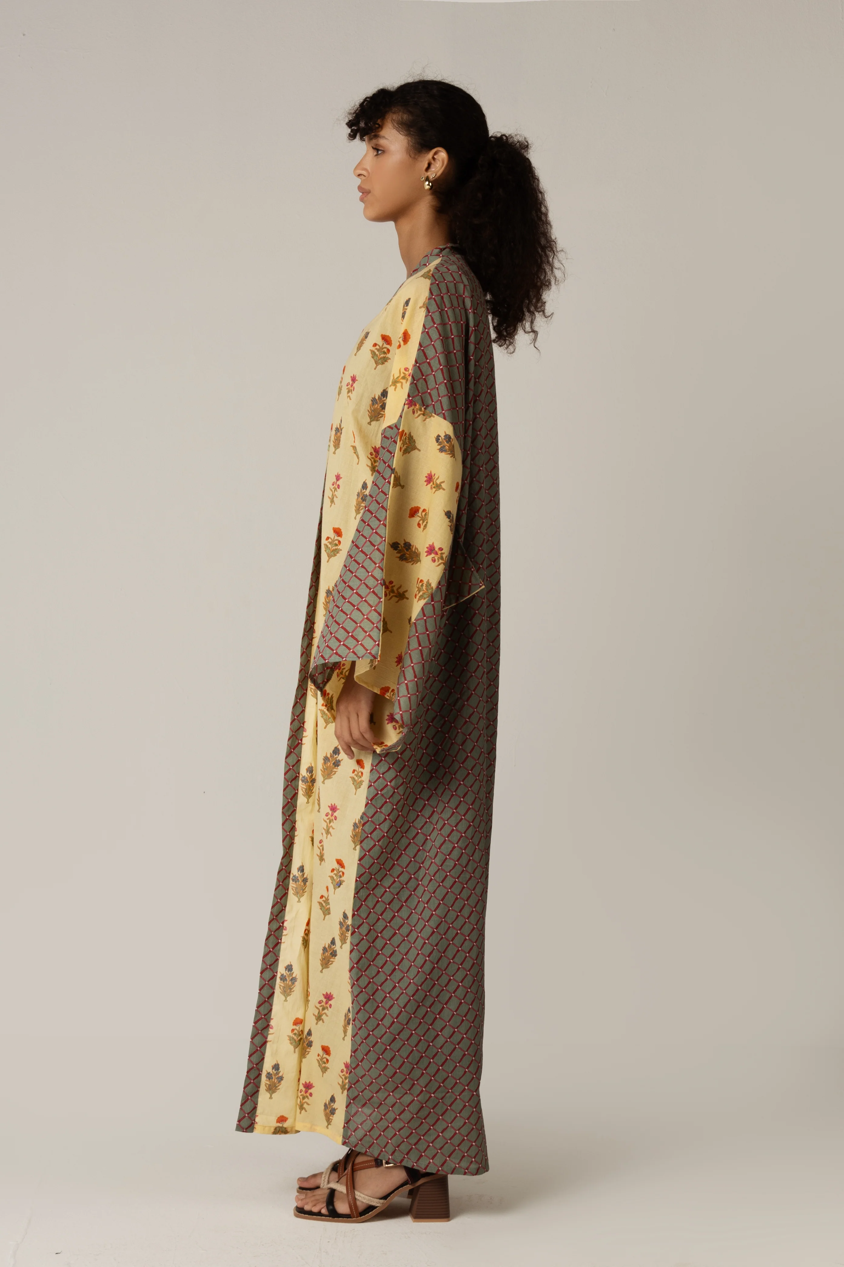 عباية كيمونو قطنية مطبوعة (مربعات صفراء وخضراء) - Image 2